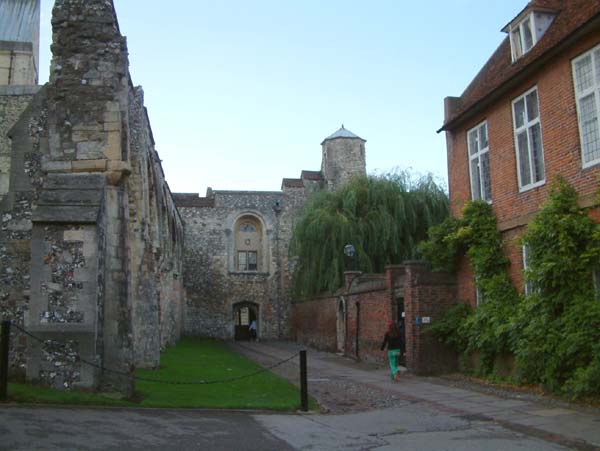 2004-11-UK-00009
